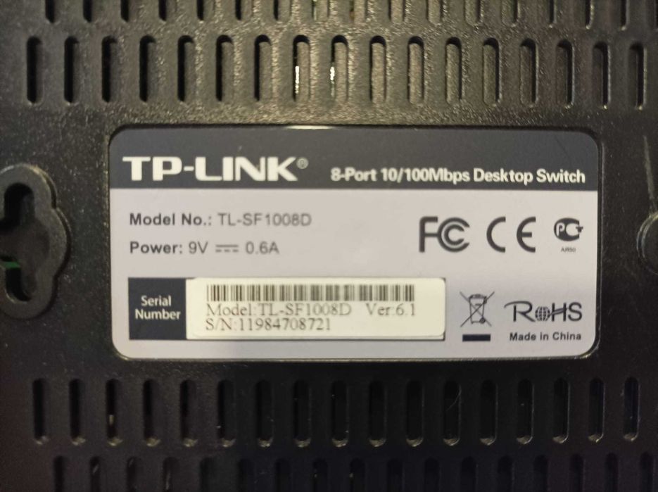 TP-Link 8-Port 10/100 Switch64286138855299122