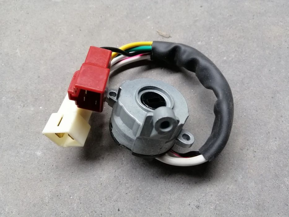 Interruptor Ficha Contacto Ignição Mitsubishi Canter FE649 FE659 1998