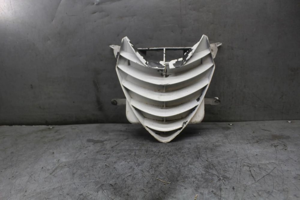 Peugeot Speedfight 2 II kratka nosek grill czasza czacha owiewka osłona przód
