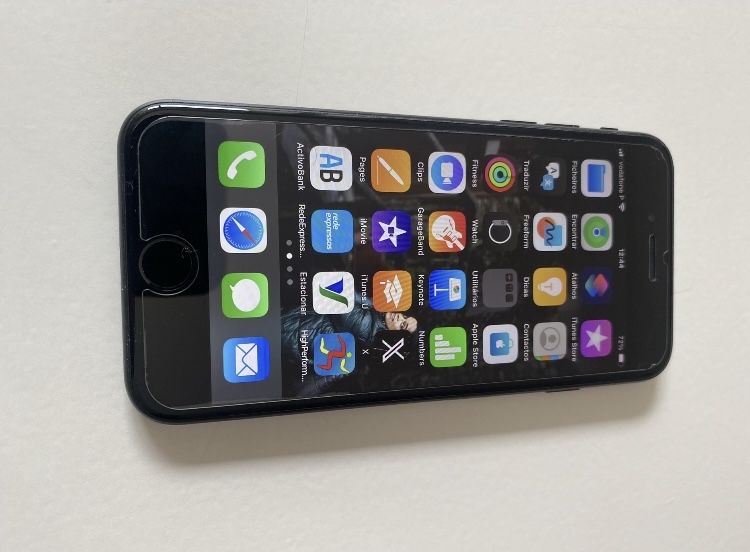 Iphone SE 2020 black novo