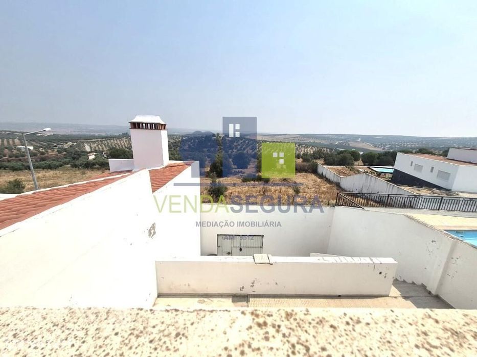 Moradia T4 | Moura