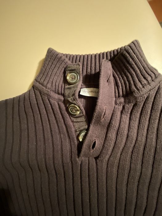 Стильний джемпер old money