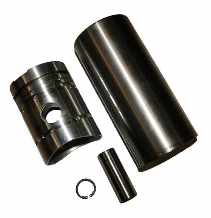 Zestaw naprawczy silnika BIZON AUTOSAN SW-400 ORG URSUS Tuleja Tłok ++