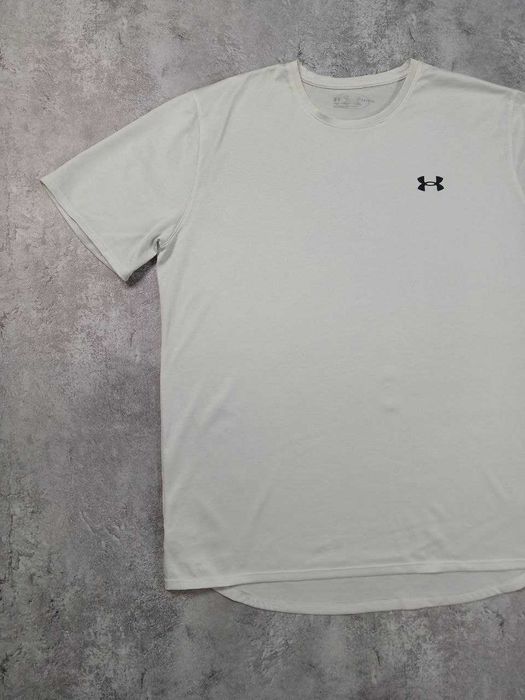 Чоловіча футболка Under Armour Розмір L