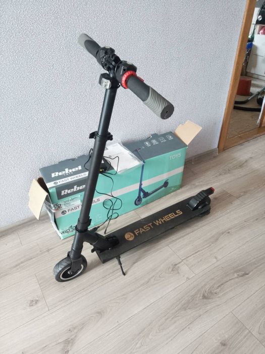 Електросамокат  привезений з Європи новий