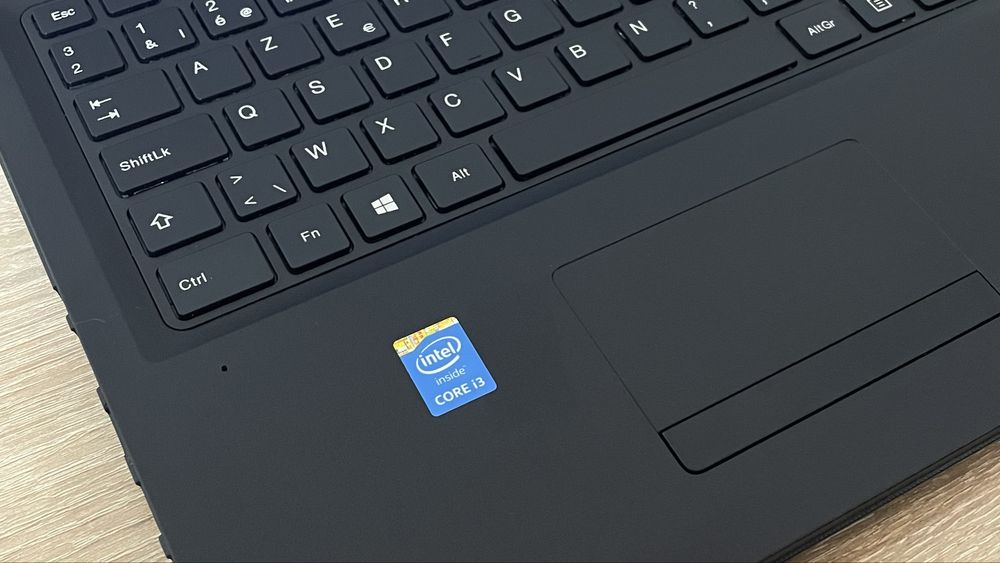 Ноутбук Lenovo B50-50 / Intel Core i3 / 3 год. акб / 512 GB SSHD / Гарний стан
