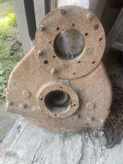 Корпус бортовой чулок к трактору  Т-25 Т-16