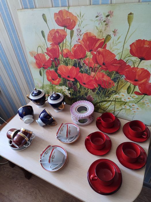 Різний посуд у відмінному стані