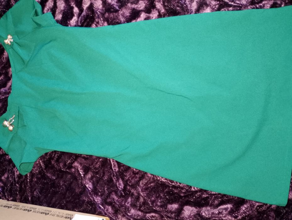 Продам сукню розмір 46