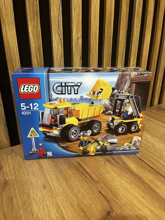 zestaw Lego City 4201, Nowy zaplombowany!