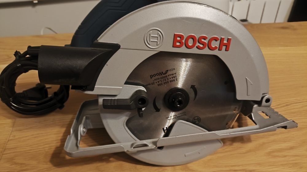 Piła tarczowa BOSCH Professional GKS 140