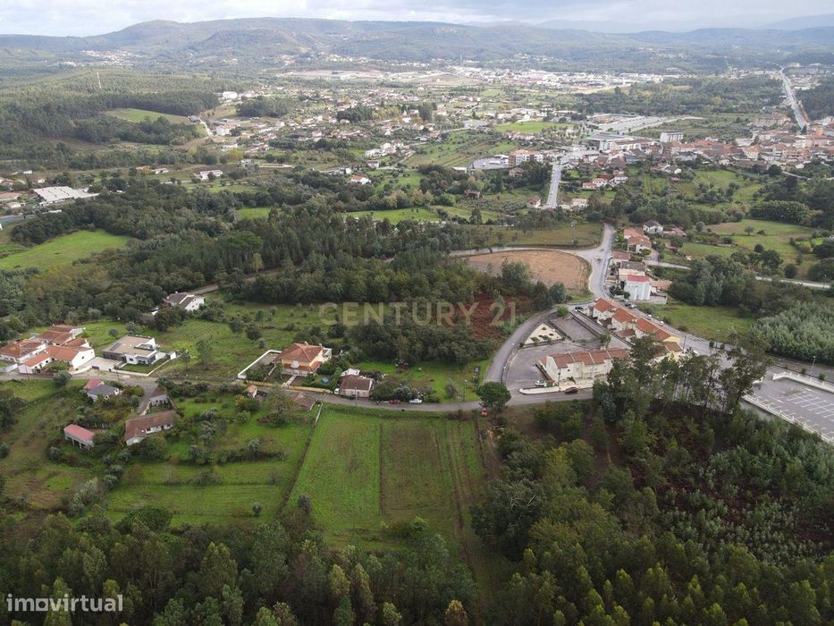 Lote de terreno - Vila Nova de Poiares — Poiares (Santo André), Coimbra