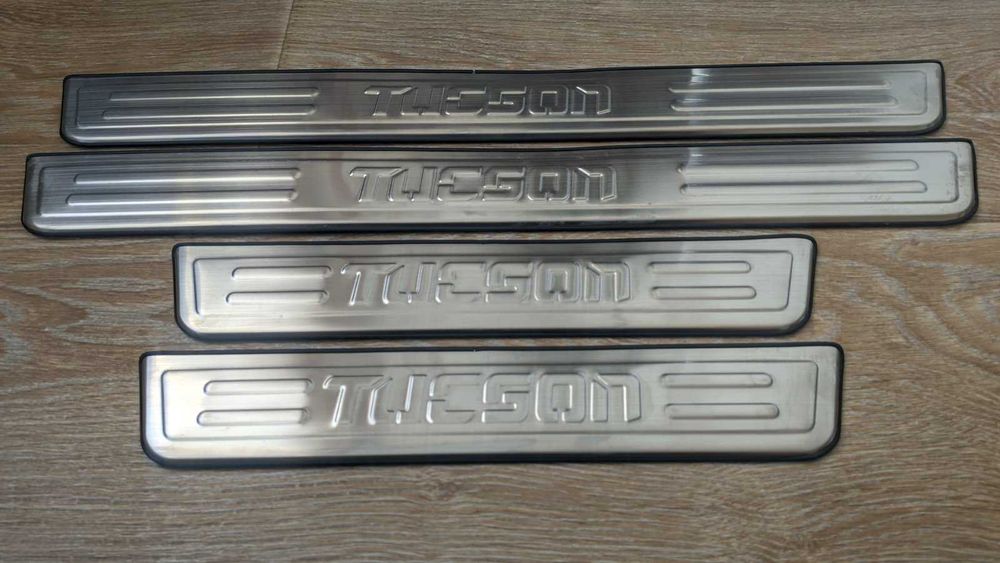 Накладки на пороги Hyundai Tucson 2006+2015