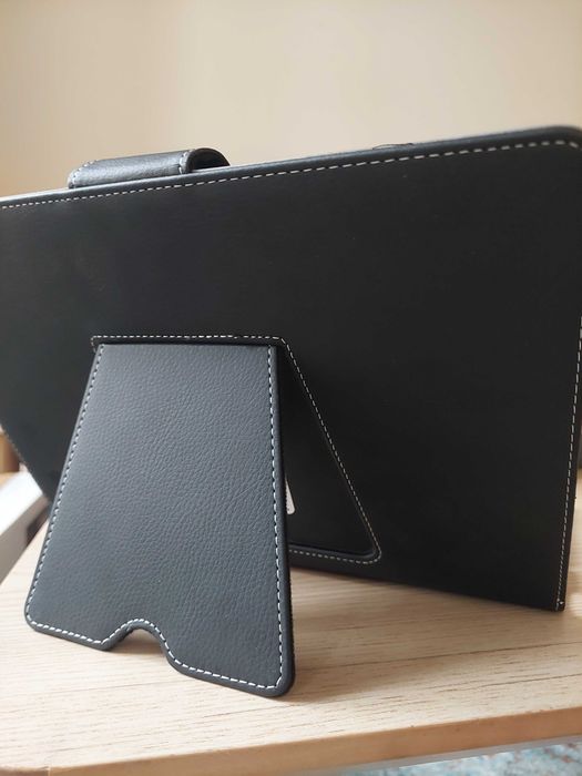 Capa e Teclado Bluetooth para Tablet