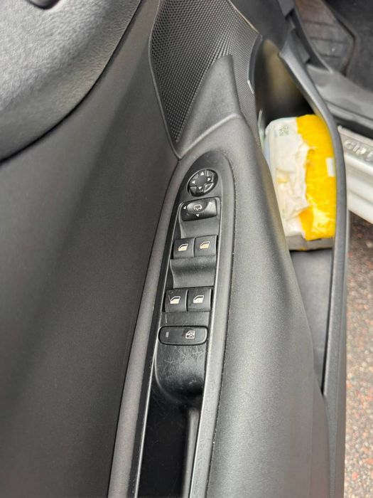 Citroen c4 b7 exclusive біла