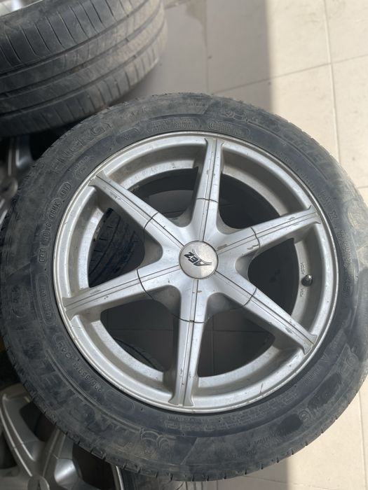 Продам Титанки r16 з резиною michelin gren