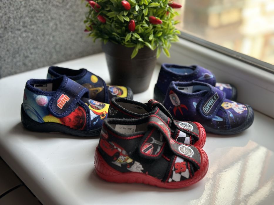 Босоніжки тапочки кеди 20 розмір на хлопчика