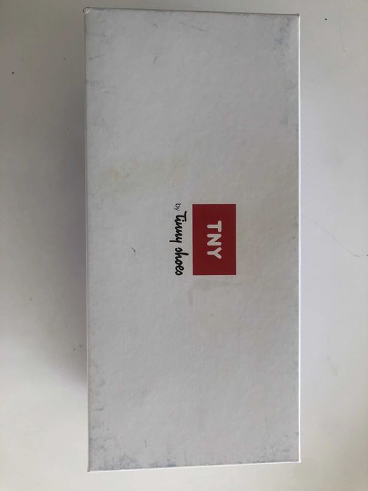 Sapatos cerimónia menina usados uma vez