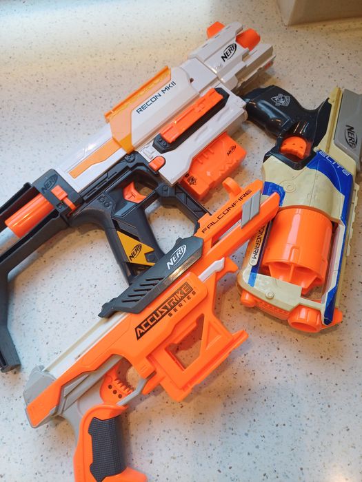Nerf pistolety i strzalki