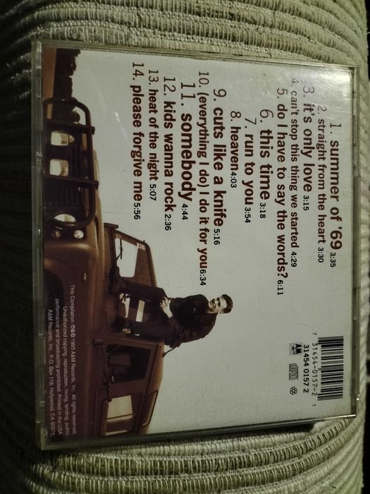 CD Bryan Adams - so far so good, em excelente estado.
