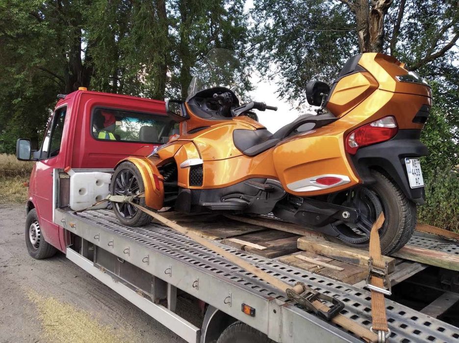 Эвакуатор Каменское. Услуги перевозчика