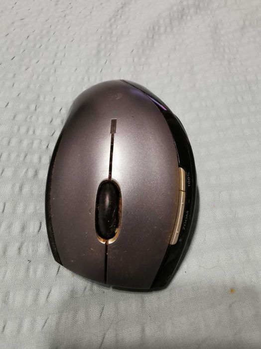 Conjunto de teclado e rato da marca Logitec493877031317678084