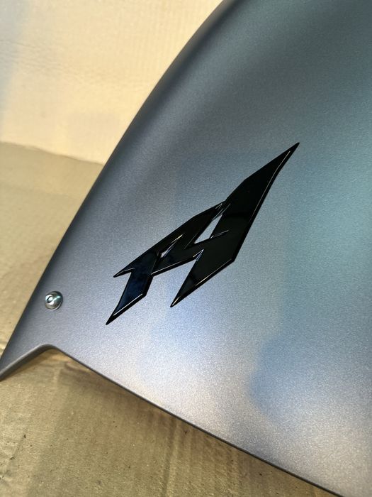 14B-2835V-10 Panel 2  Yamaha YZF-R1 ПРАВА БОКОВИНА