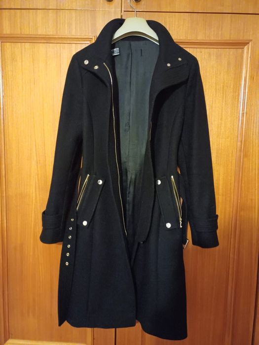 Sobretudo comprido preto com lã