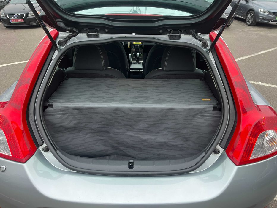 Volvo C30 R-Design, рестайл  1.6 D2, з Німеччини ІДЕАЛ Відео