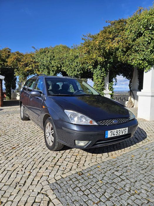 Carrinha Ford focus familiar, revisão feita