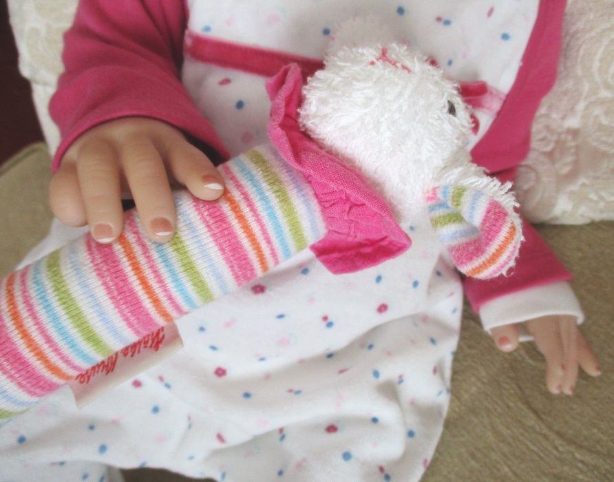 Bebe Reborn Elisa em Softvinyl com brincos