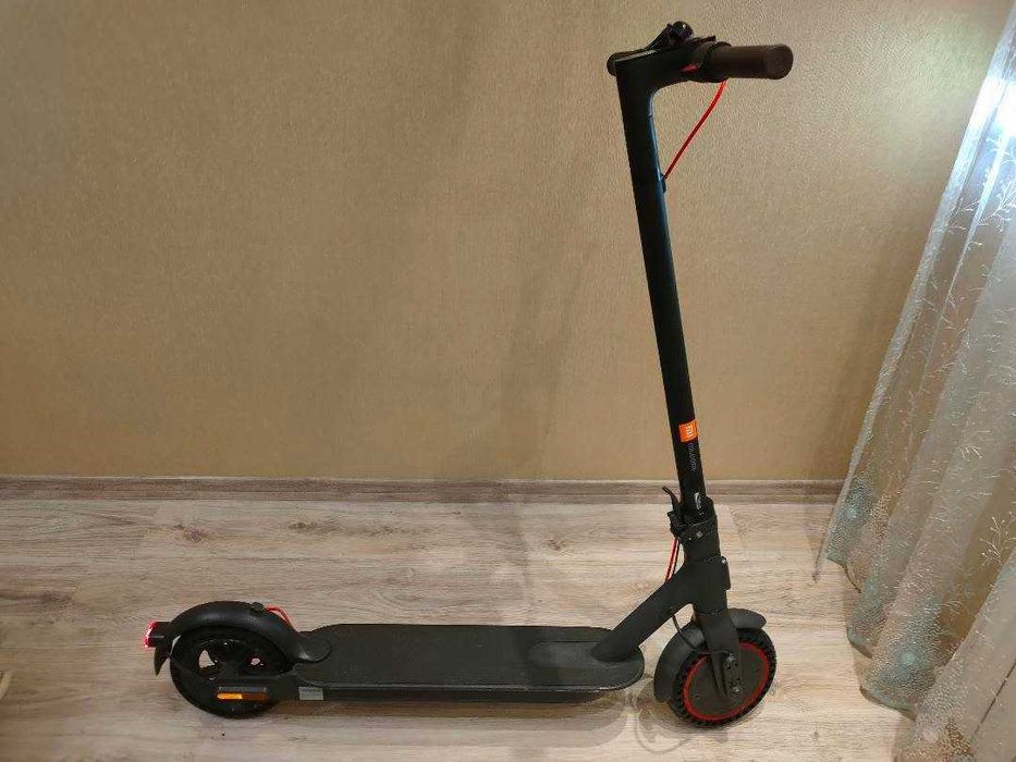 Xiaomi Mi Electric Scooter Pro 2