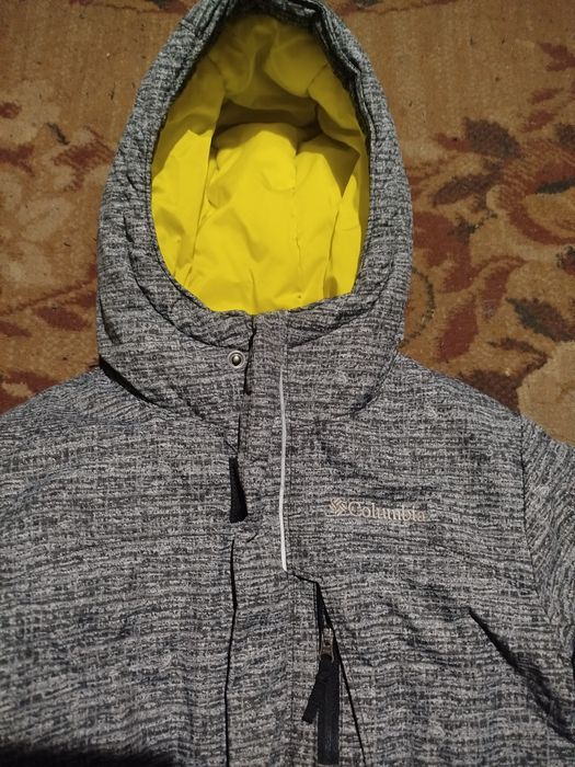 Продам дитячу куртку