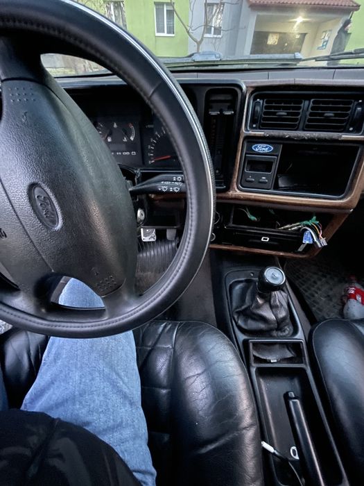 Продам форд сієра 2.0