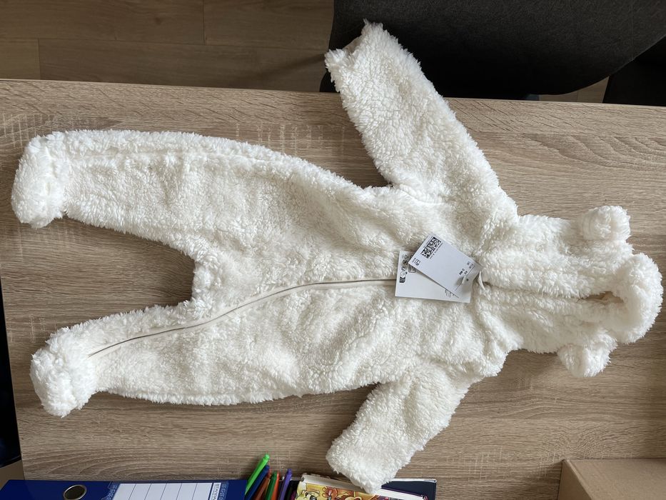 Futerkowy kombinezon biały hm rozmiar 62 nowy