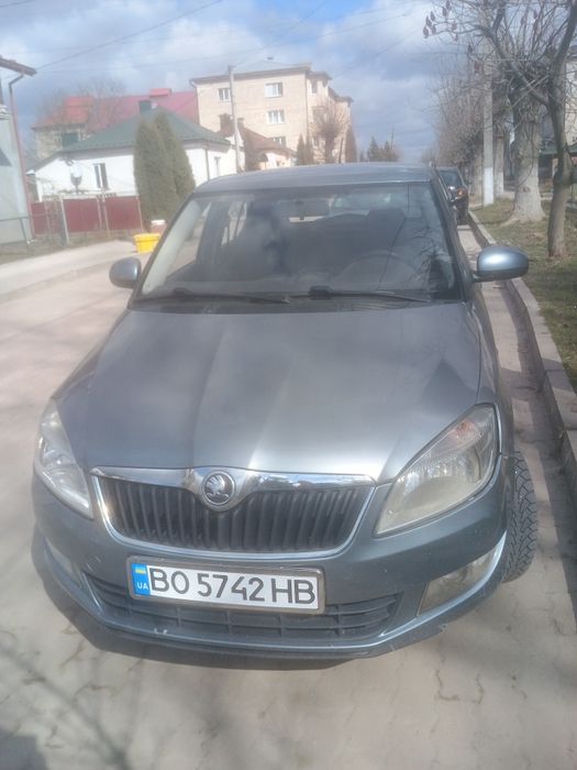 Шкода фабія 1.6 бензин