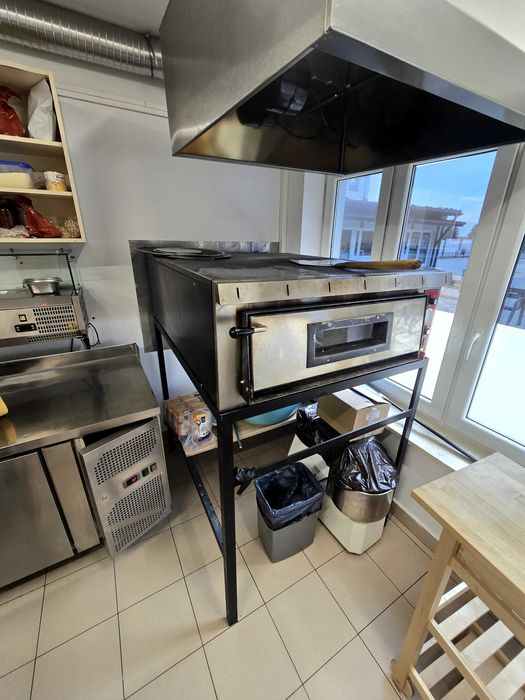 Piec do pizzy włoski