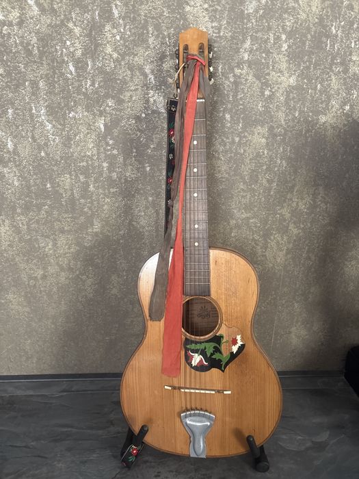 Gitara Luciano Grimaldi