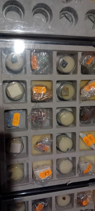 Zestaw próbek minerałów 6 pudelek