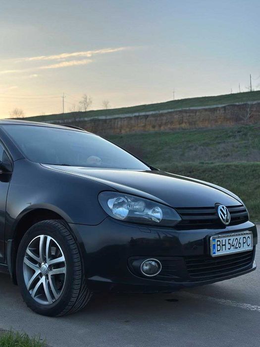 Продам Volkswagen Golf VI Variant 2010 года
