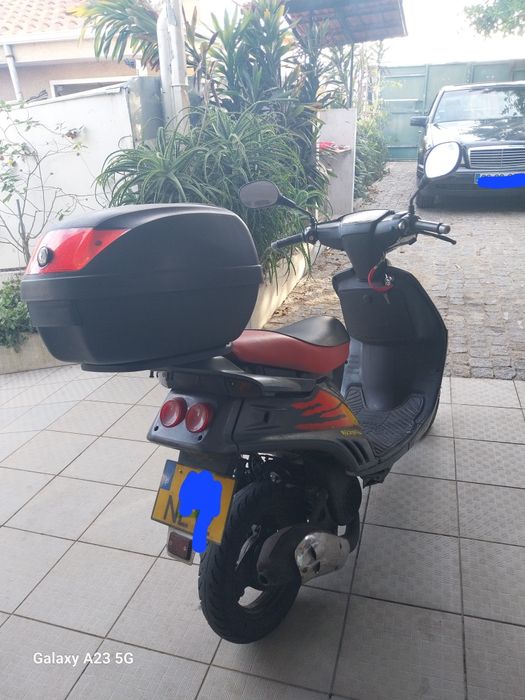 Vendo mota usada