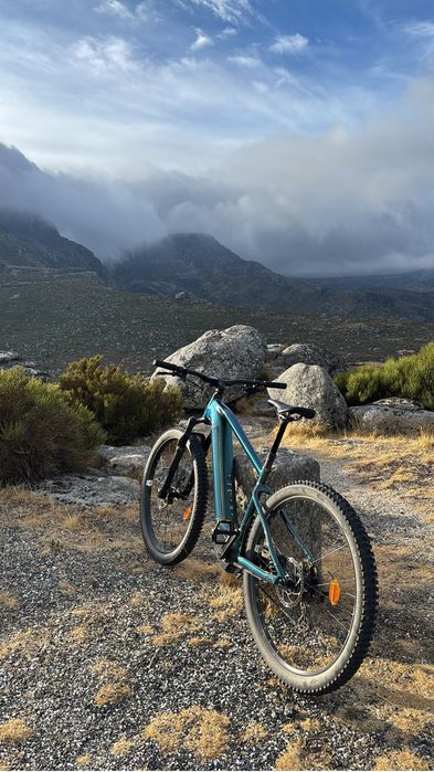Bicicleta E-EXPL 700