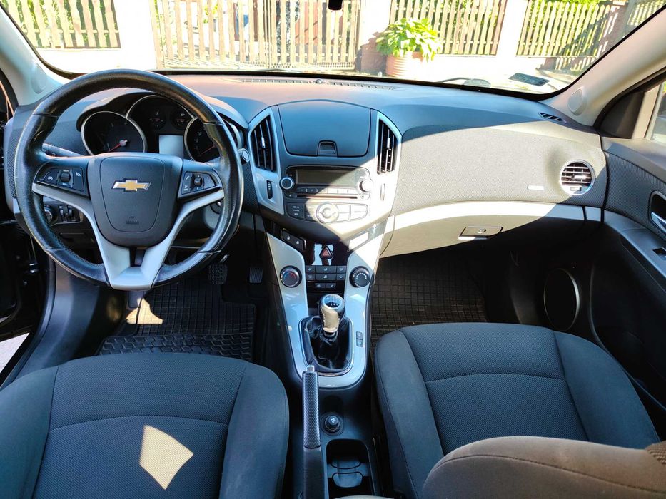 Chevrolet cruze 1.7 hak klima