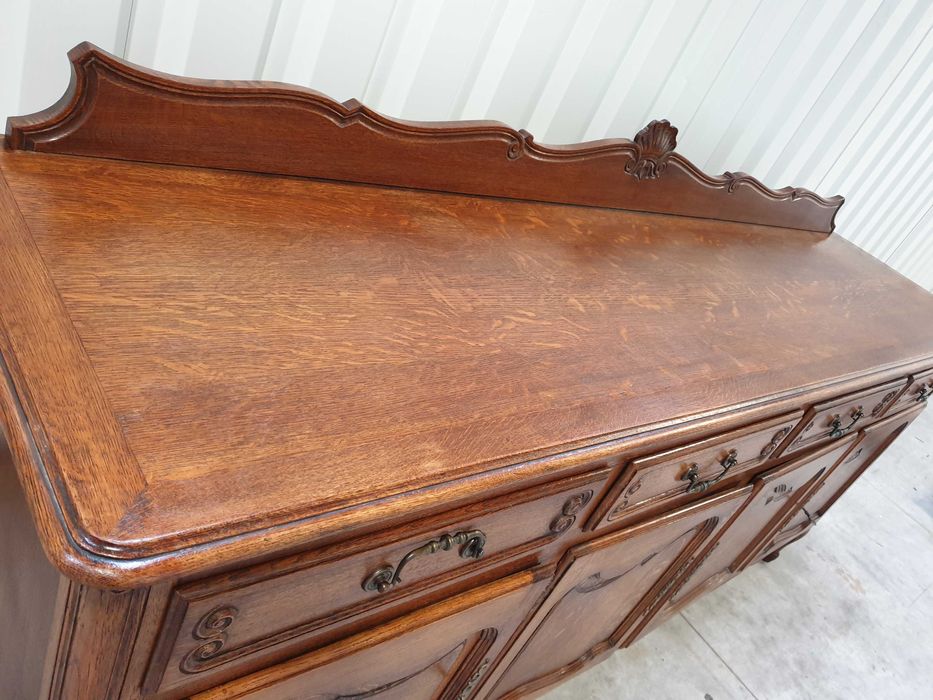 Piękna komoda Ludwikowska ślicznie zdobiona - Meble z Francji. Dostawa