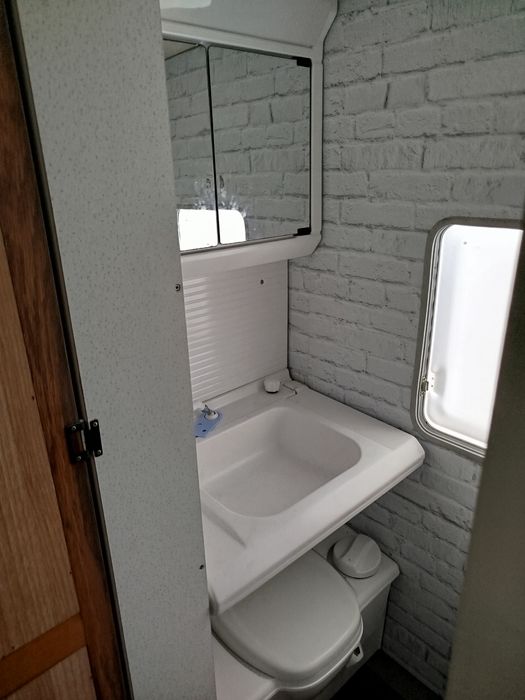 Caravana de 6 dormidas com documentos