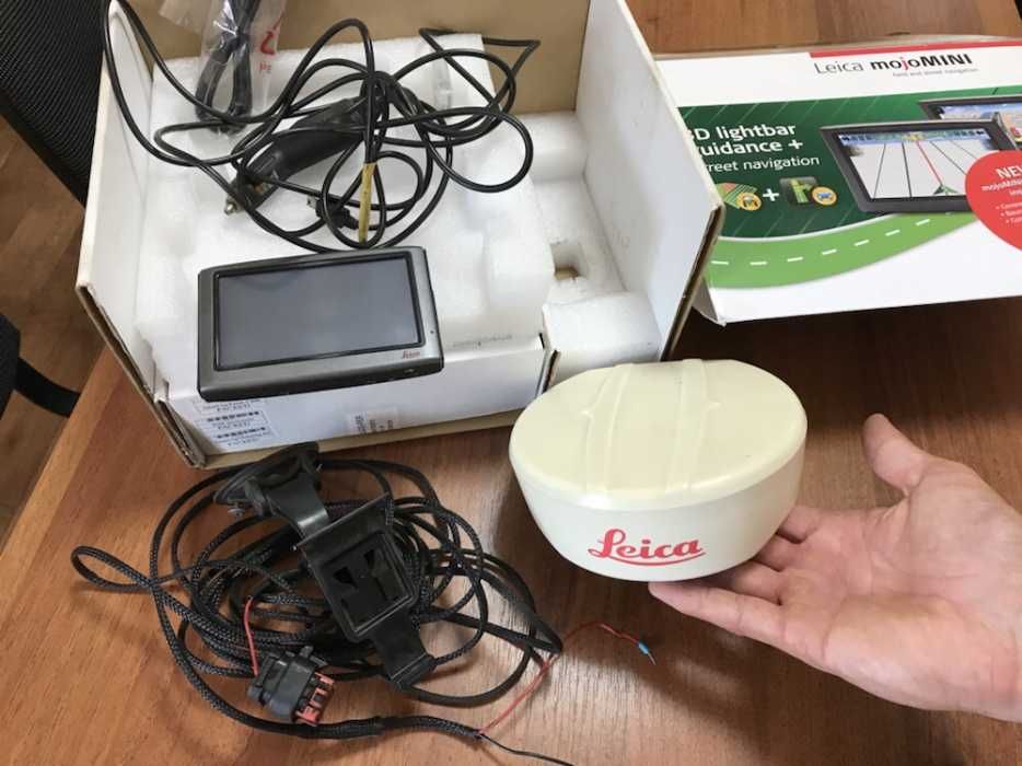 Система курс0вказівник Leica mojoMINI не Trimble
