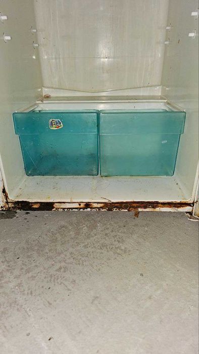 Холодильник ARDO высота 170 см Хорошее состояние Все работает