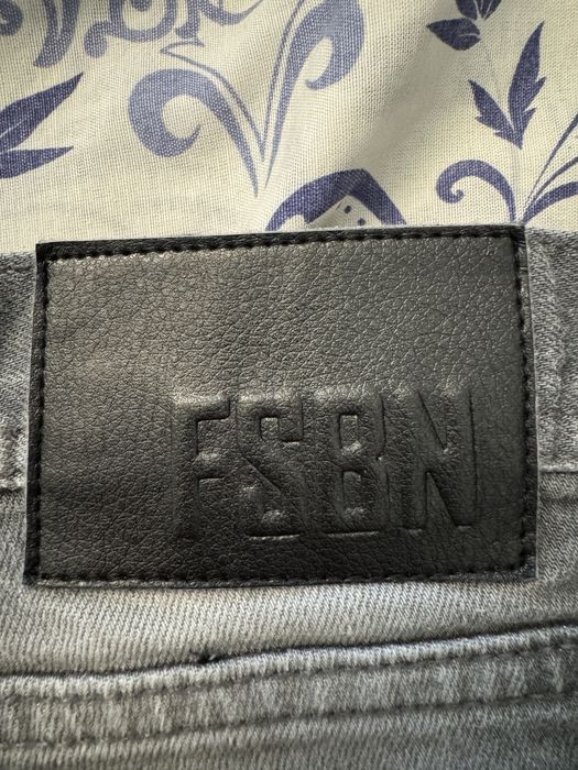 Spodenki shorts szorty FSBN