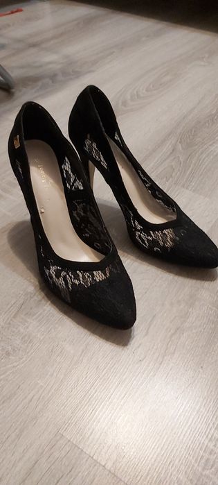 Buty na obcasie Szpilki