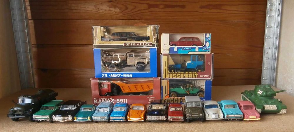 Модель авто ВАЗ Москвич Камаз Зил ГАЗ Руссо Балт Mercedes 1:43 СССР